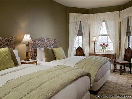 The Sayre Mansion Bed & Breakfast